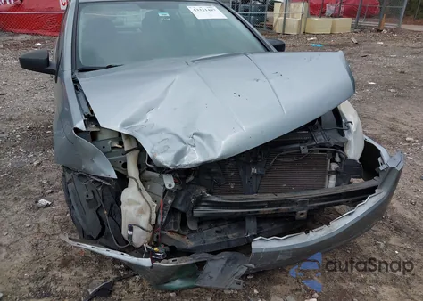 2010 Nissan Sentra 2.0 from USA, damaged, VIN 3N1AB6AP2AL662358